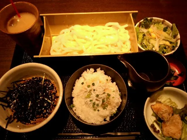 ピリ辛地鶏のつけうどん定食|のりゆきさん