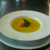 Roasted pumpkin soup with salmon pate and sweet basil oil|phanuphan manthananonthさん