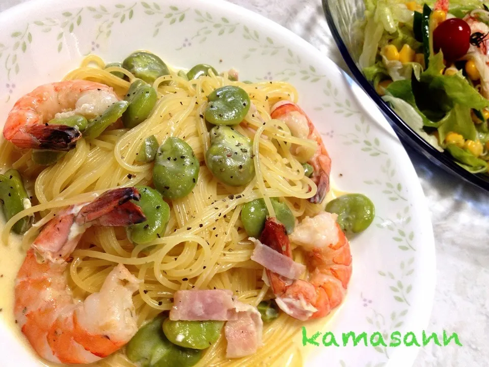 Snapdishの料理写真:そら豆と海老のチーズクリームパスタ🍝|かまさん