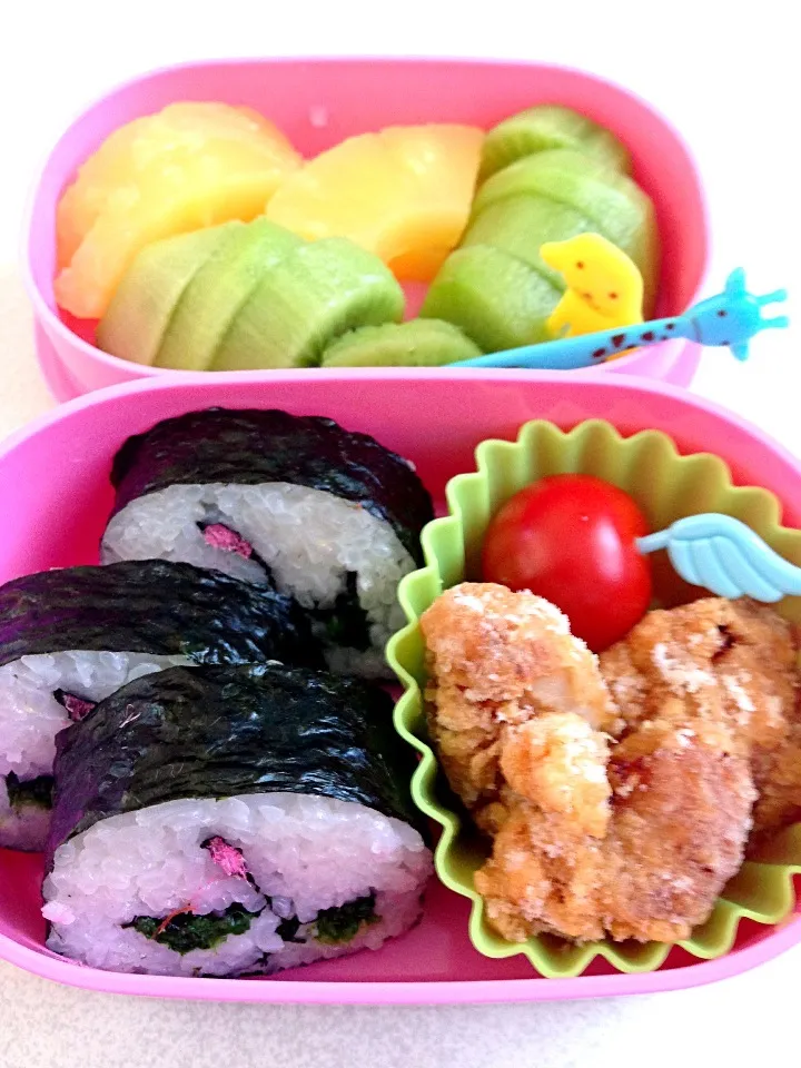 幼稚園の遠足！のり巻き弁当♪|とみえさん