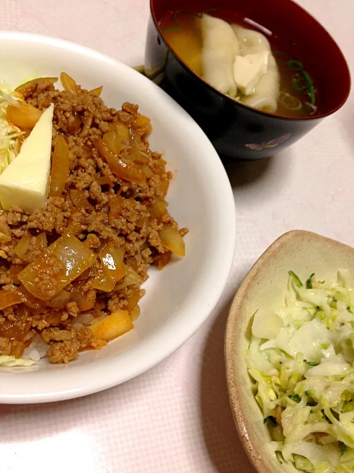 Snapdishの料理写真:またまたカゴメさんのそぼろ丼|MIZUHOさん