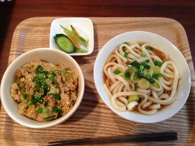 うどんとミニ納豆チャーハン|さやかさん