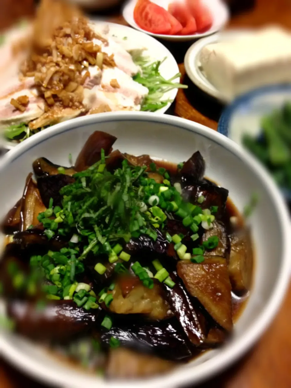 Snapdishの料理写真:茄子醤油煮、ゆで豚の香味たれ、小松菜ゴマ味噌あえ、豆腐塩麹漬け。|raku_darさん