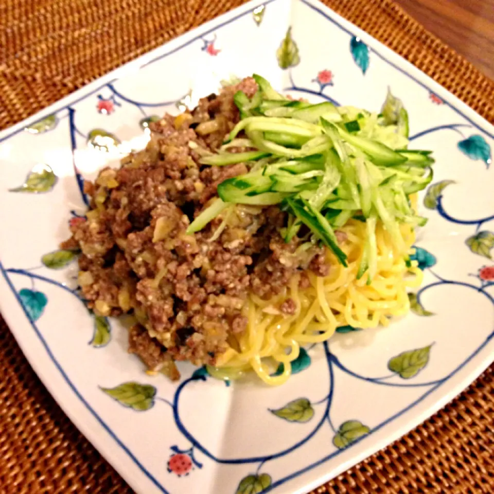 Snapdishの料理写真:ひーちゃん軒♡あつあつ肉味噌＆冷やしラーメン♡|hisaminさん