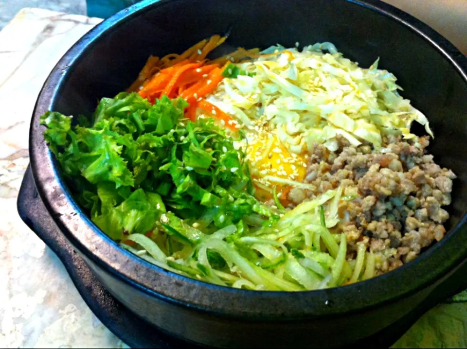 비빔밥 Bubimbap - korean mixed rice|Saranya R.さん