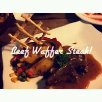 Snapdishの料理写真:Black Peppe Beaf Steak with Waffer.|汤美雪さん