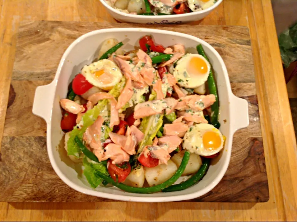 Snapdishの料理写真:Salad niçoise Inspired by chef Gordon Ramsay|Travis A Darlingさん