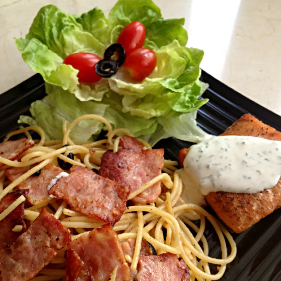 Grilled Salmon & Spaghetti Bacon|sodsai sumさん