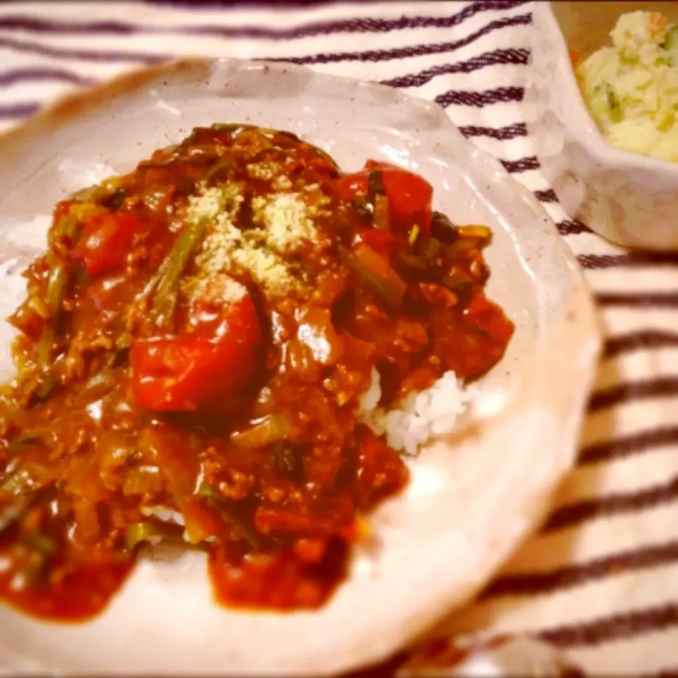 ほうれん草とトマトのカレー|なななさん