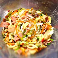 Snapdishの料理写真:Spicy noodle with mix vegetables,   pork and ham.|Gusteau Jambonさん