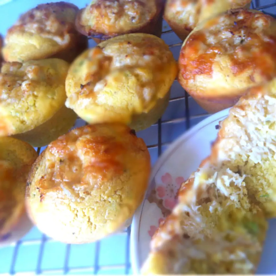 Crab-Stuffed Corn Muffins. Yum!!!      これは旨すぎる(￣Д￣)ﾉ|mamakumiさん