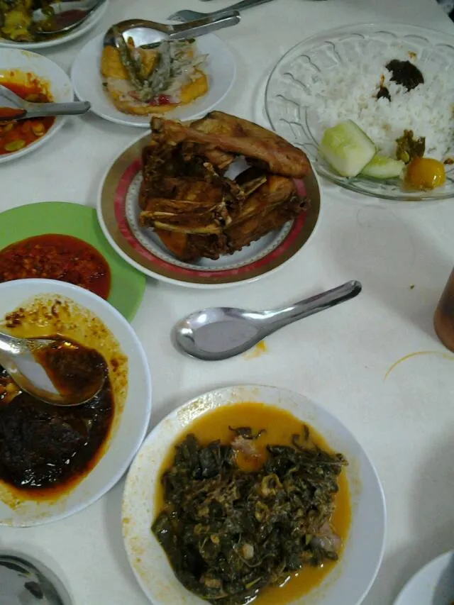 Padangnese food #indonesia|billinda adianaさん