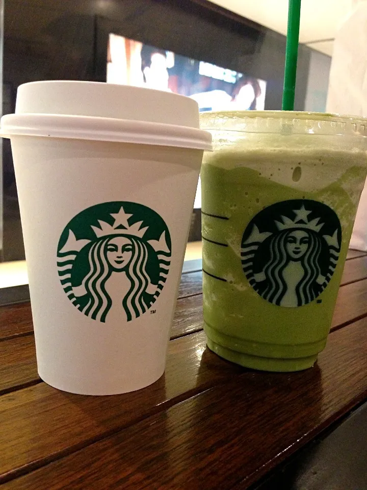 Hot Greentea Late+Greentea Frappucino|みいさん