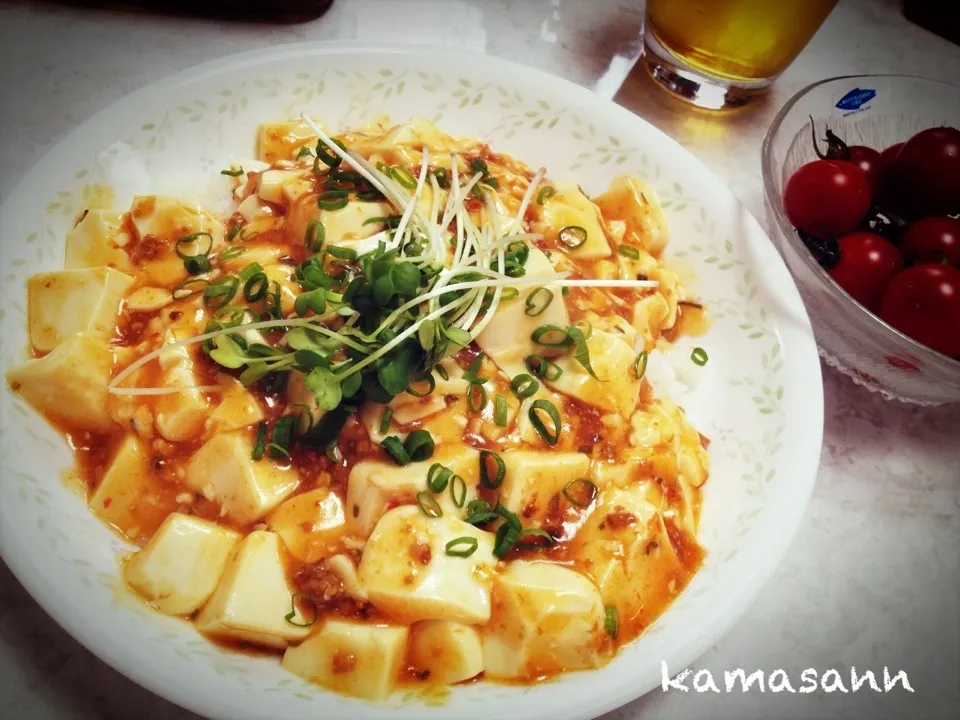 Snapdishの料理写真:麻婆豆腐丼|かまさん