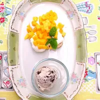 Mango fresh cream and scone|Aum aniwanさん