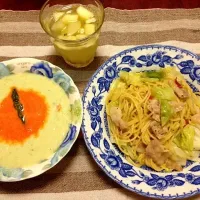 Snapdishの料理写真:豚キャベツのペペロンチーノとアスパラのポタージュ|愛さん