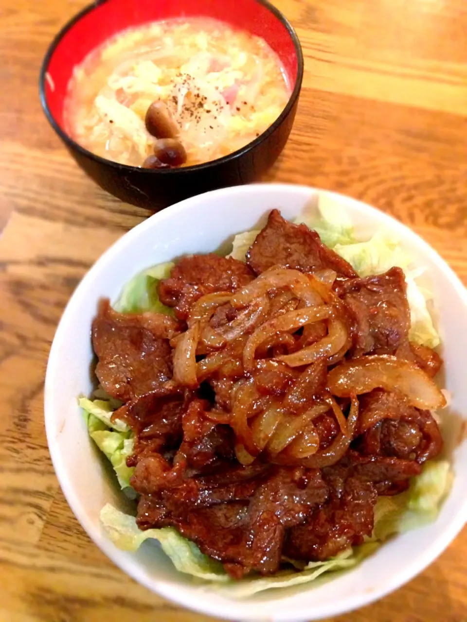 Snapdishの料理写真:焼き肉丼とたまごすーぷ！|かずたまんさん