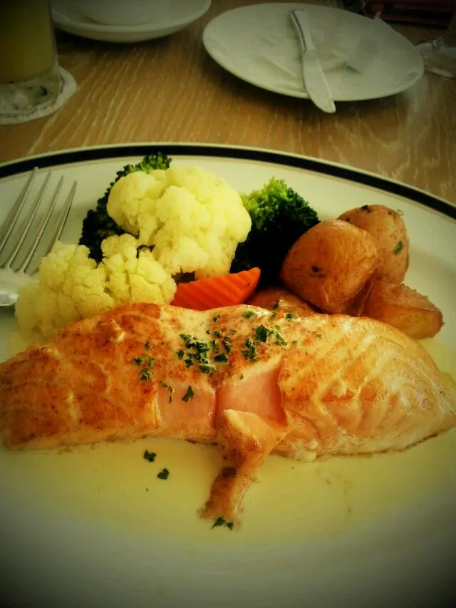 grilled salmon|(*¯︶¯*)さん