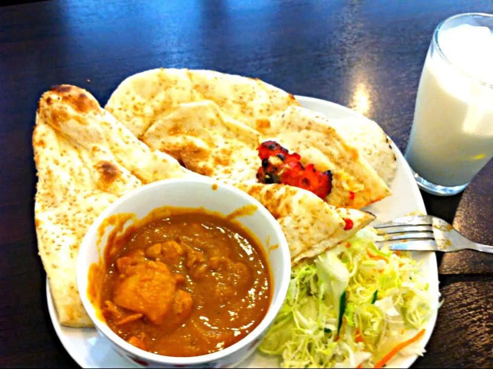 インドカレーランチ チキンカレーとタンドリーチキン|uchikawa hiroshiさん