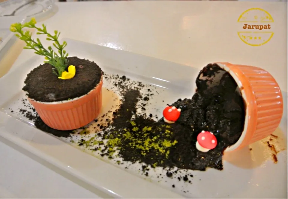 Chocolate dirt pudding|BOJARUさん