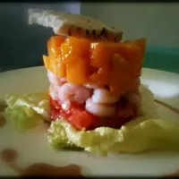 Shrimp, Tomato and Mango salad with sweet sesame dressing|Ramon Fernandezさん