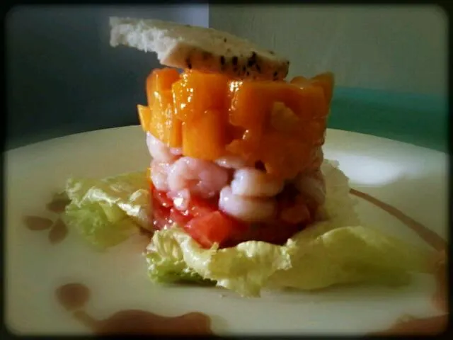 Shrimp, Tomato and Mango salad with sweet sesame dressing|Ramon Fernandezさん