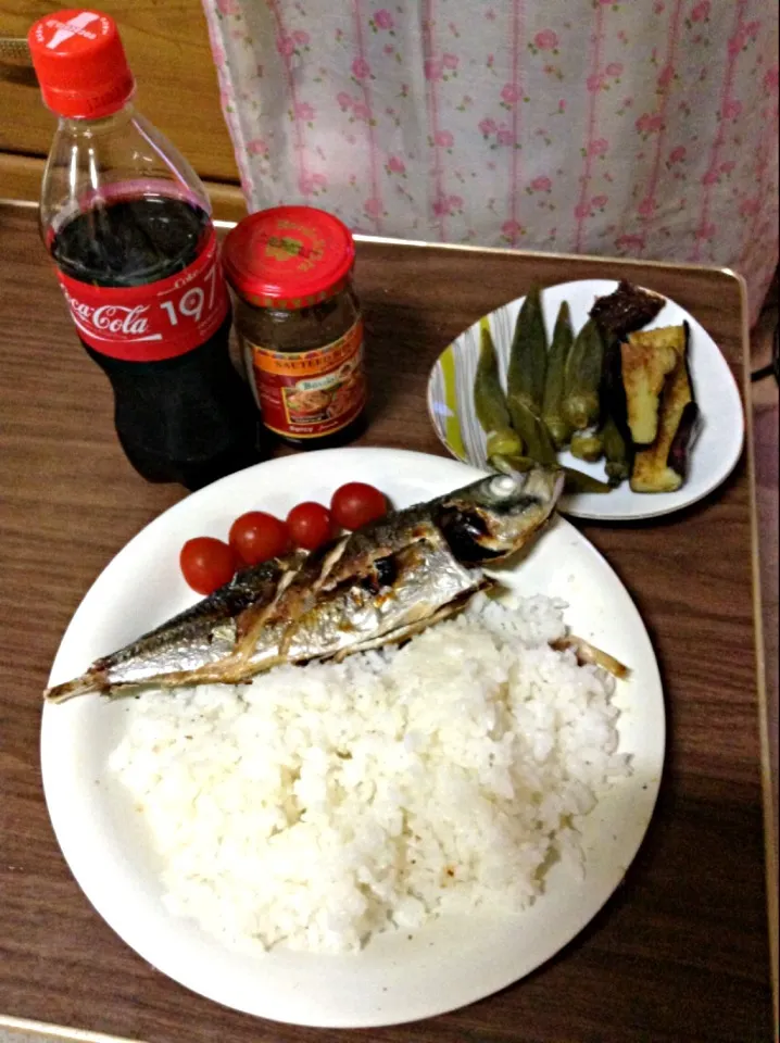 Pritong Isda with okra,kamatis, talong and bagoong 😍😍😍|Anne Satoさん