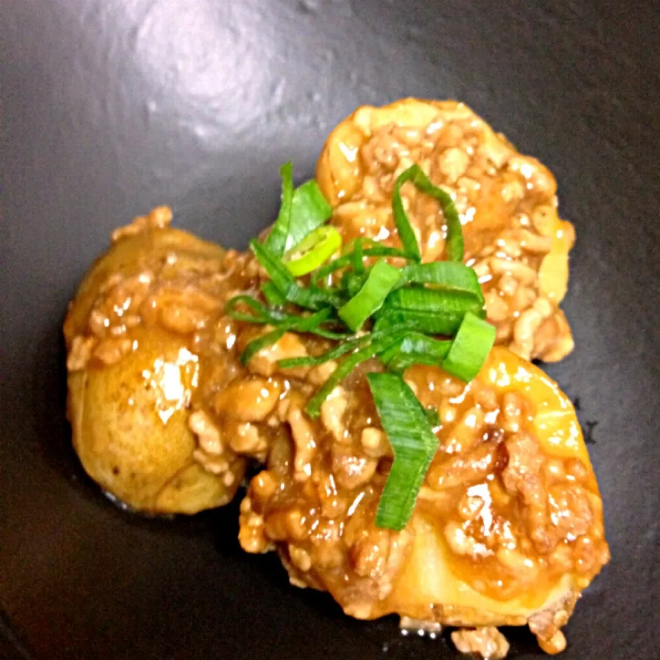 新じゃがと豚ひき肉のそぼろ煮|だるころさん