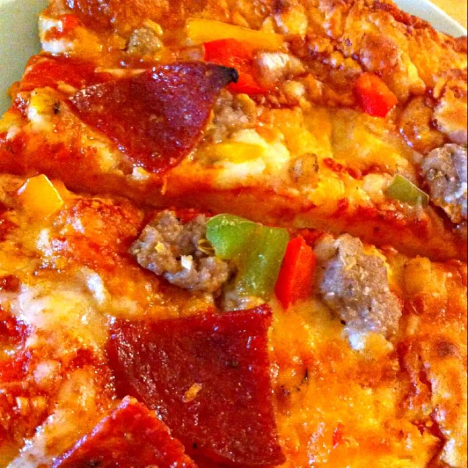 Supreme oven baked pizza|hannahさん