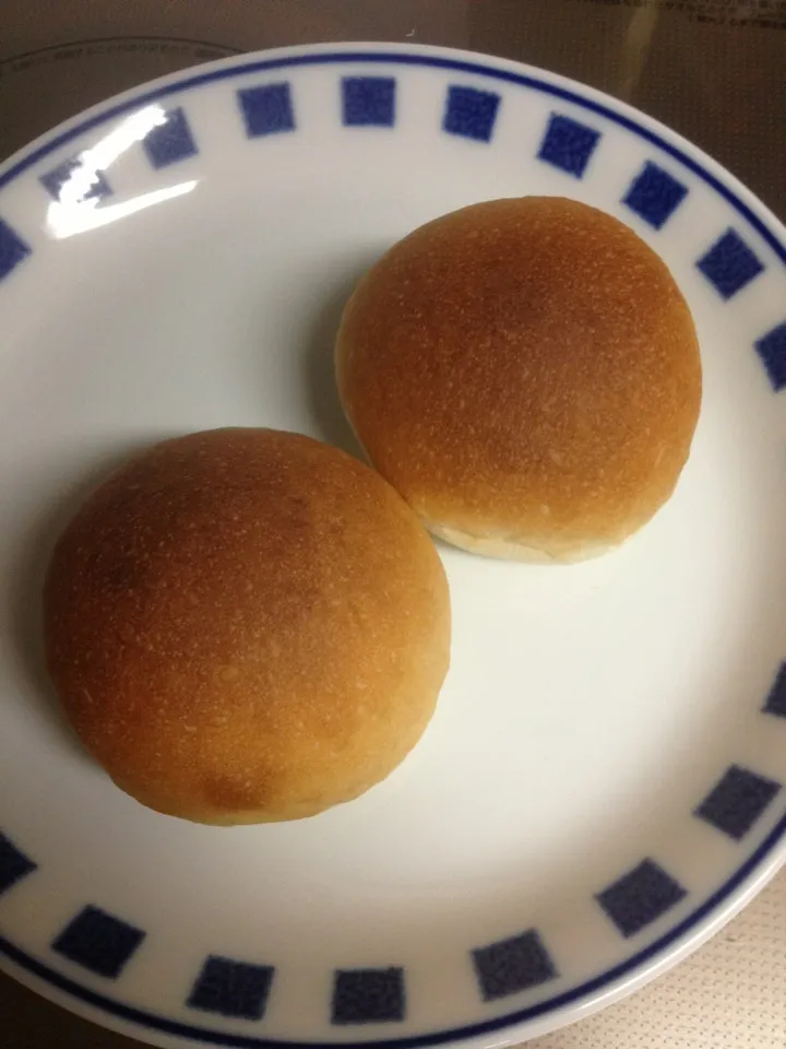 パン屋さんでもらったパン生地で。|むぎさん