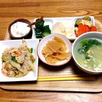 Snapdishの料理写真:ササミとキャベツの粒マスタード煮、ちんげん菜スープ、だいこんの煮物、酢漬け3種|かずよさん