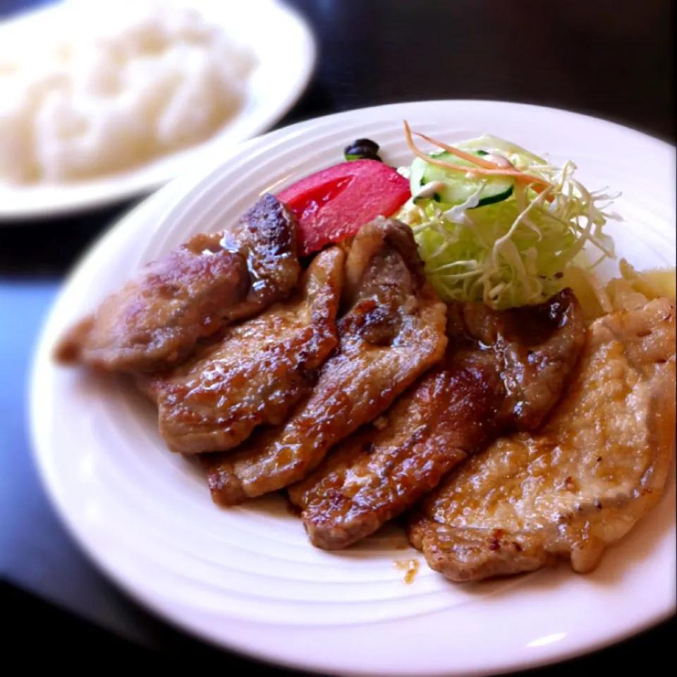 生姜焼き定食|ペロリさん