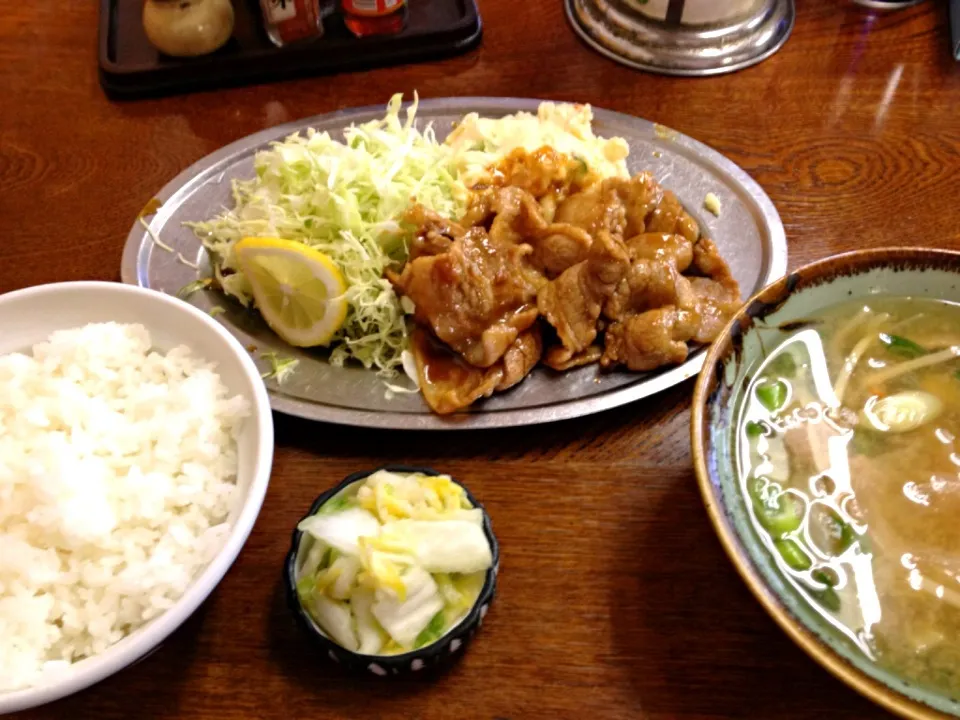 焼肉定食|izumizakiさん