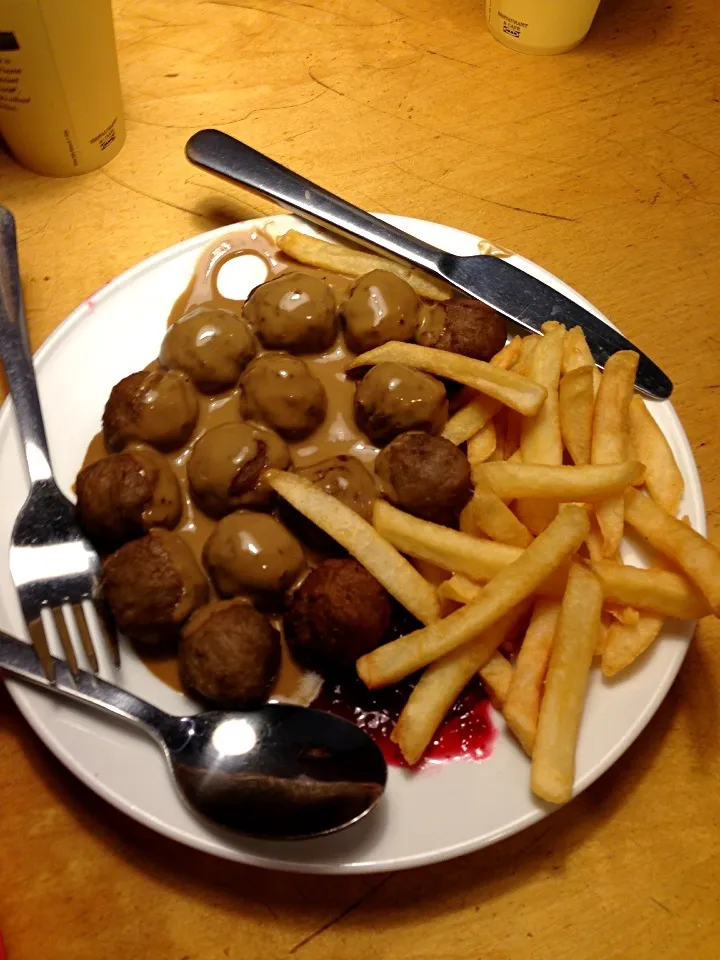 Meatball Ikea|anis azyanさん