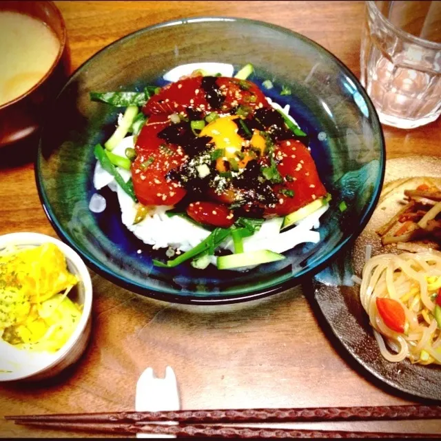 Snapdishの料理写真:鮪ユッケ丼|ひげまろさん