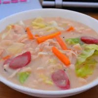 SOPAS. Pinoy Chicken Pasta.🍲|Erika Kuriharaさん