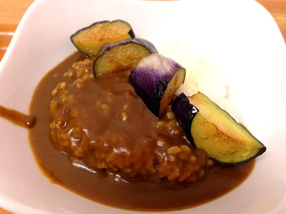 まかない茄子カレー|まからいとさん