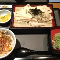 ざるうどんとミニ天丼|梅香さん