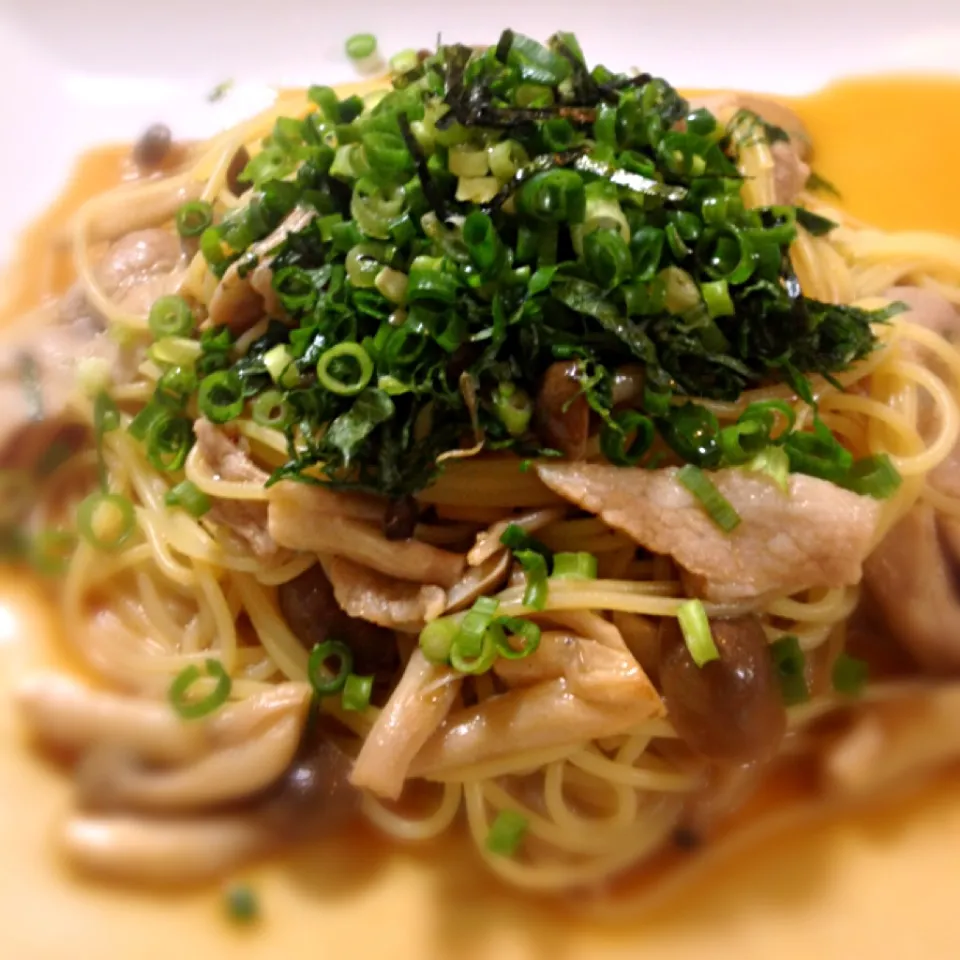 はなびさなさん♪牛肉としめじの和風パスタ|honamiさん