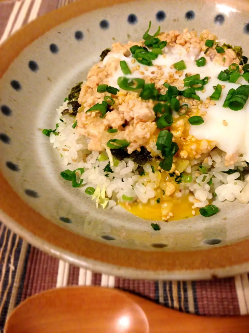 大根菜ご飯のガーリック味噌鶏そぼろ丼|あいこ ⁎ˇ◡ˇ⁎さん