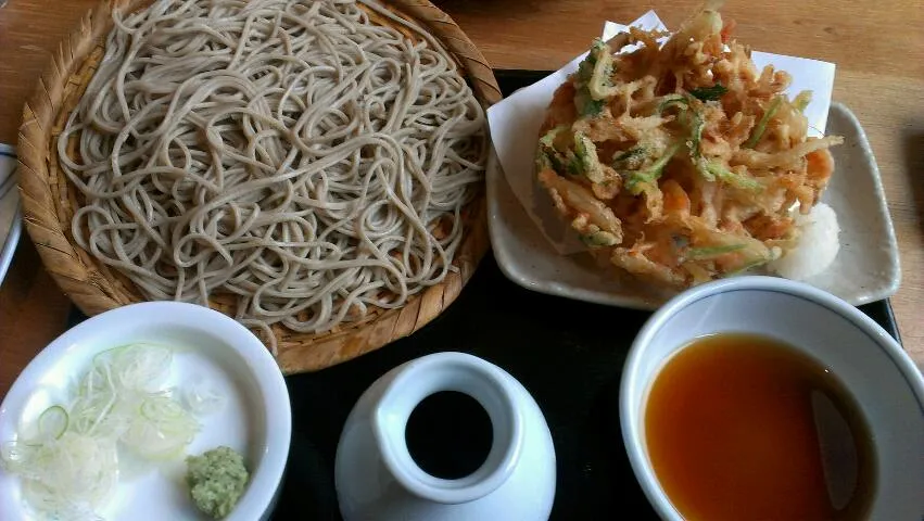 Snapdishの料理写真:かき揚げ蕎麦|まぐろさん