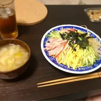 Snapdishの料理写真:冷やしラーメン|あやちんさん