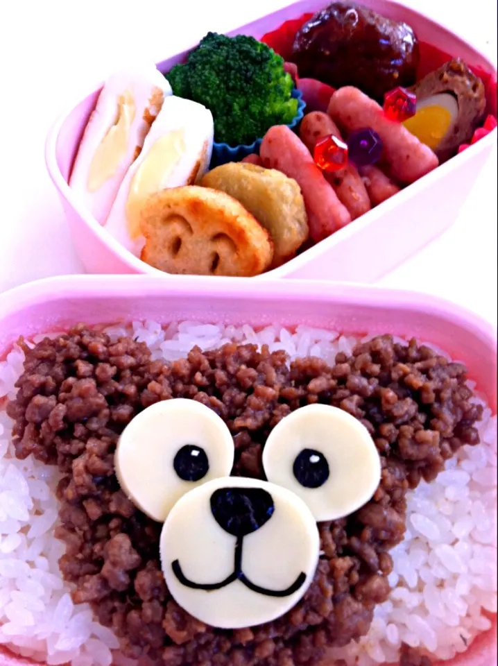 ダッフィー遠足弁当♡|あみん´ω`)ﾉさん