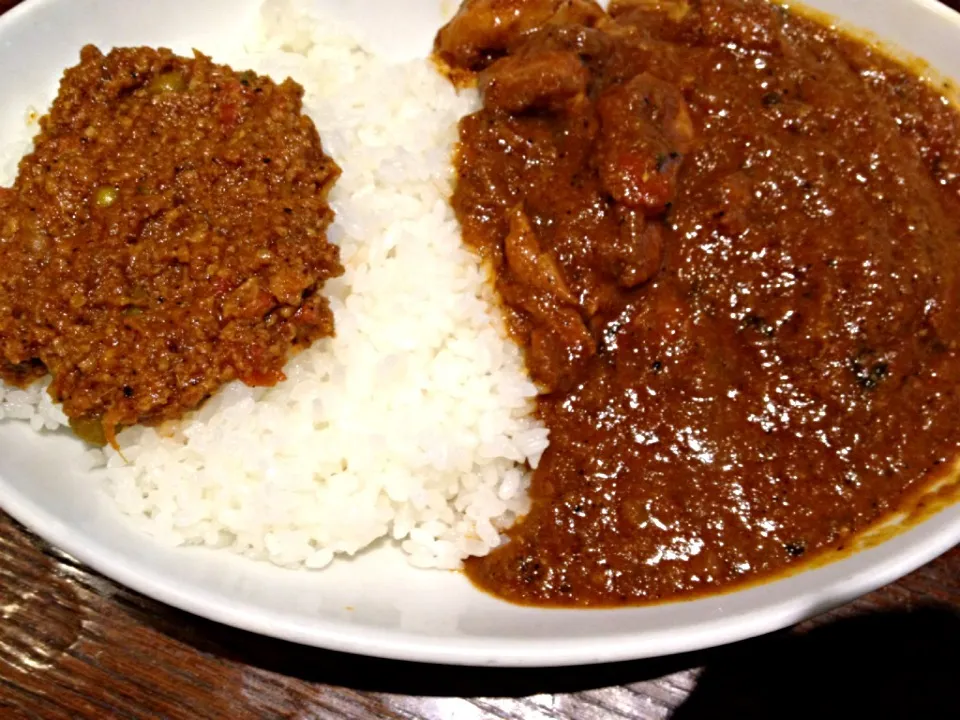 六本木1丁目、Fishの大辛チキンカリー＆キーマカリーライス。|スパイシー丸山さん