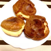 Snapdishの料理写真:Homemade Cream Puff|Otoha Frühlingさん