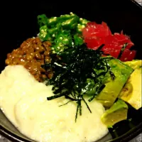 Snapdishの料理写真:ネバネバ丼|Saori Sally Takedaさん