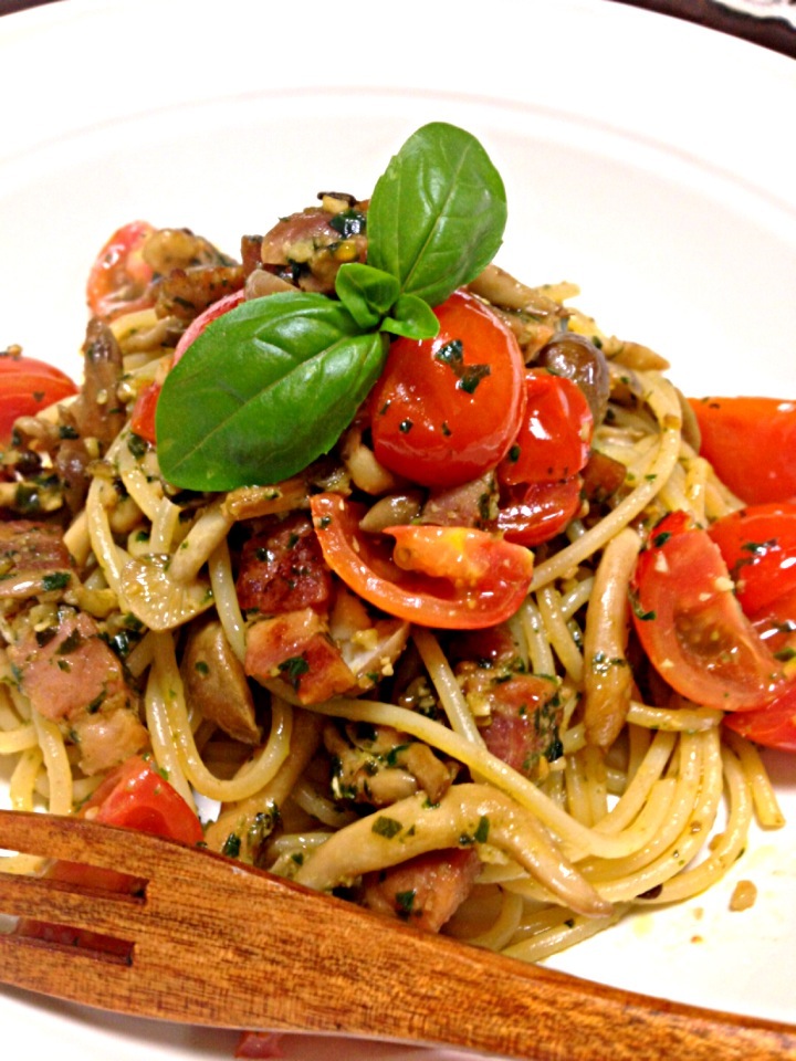 ベーコンとトマトのジェノベーゼパスタ 美和 Snapdish スナップディッシュ Id Pzimya