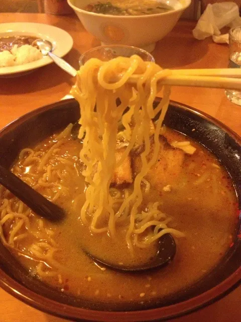 やっぱり求めてたのはこの玉子麺！！涙  @函館|marieさん