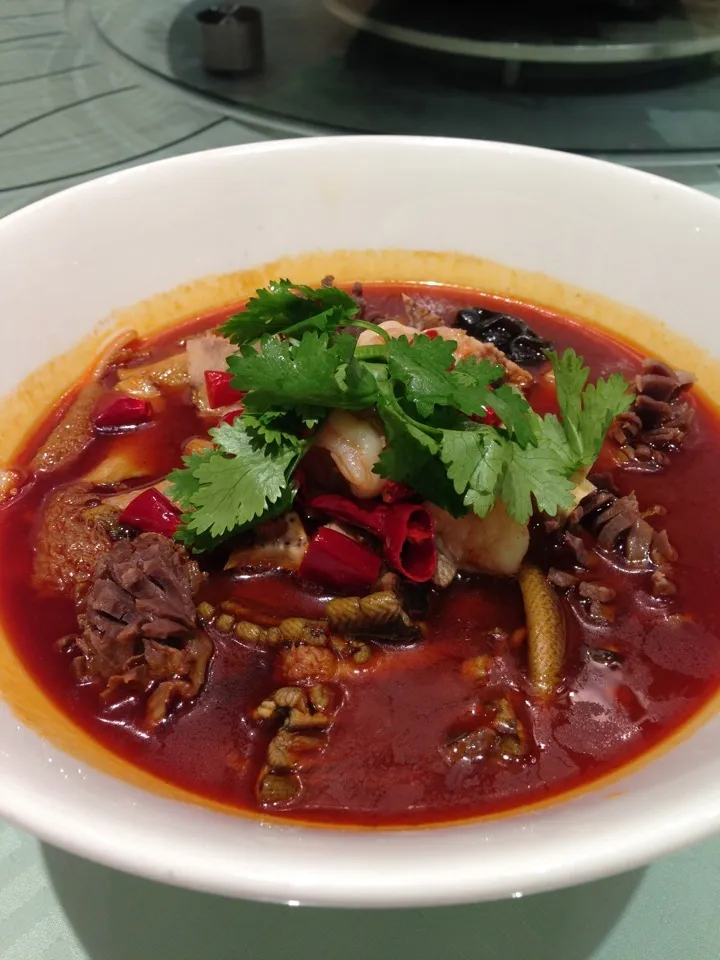 Chinese Assorted Delicacies in Chili Soup|Alan Tsuiさん