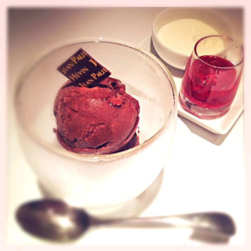 Sorbe cacao nature＋Sauce framboise|cakeさん